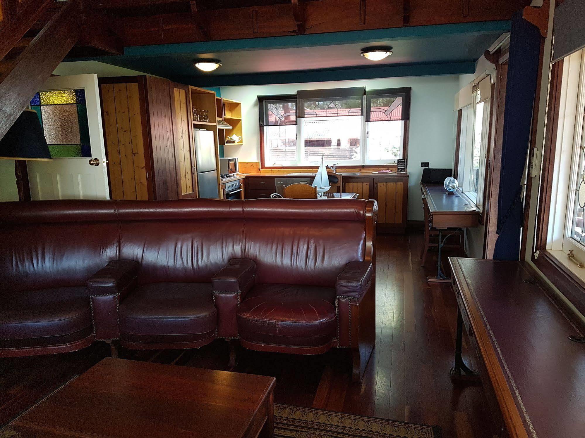 מרגרט ריבר Admiral Stirling Inn מראה חיצוני תמונה